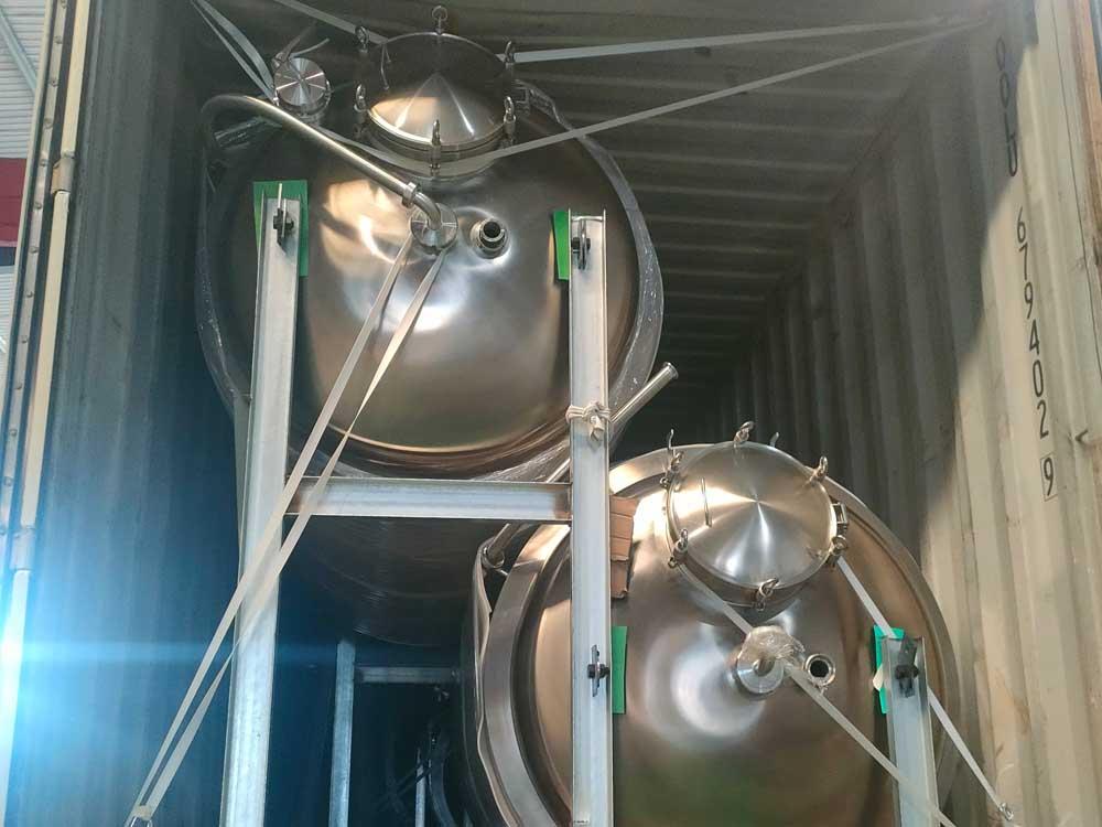 <b>Customized beer fermentation tanks were delivered to France</b>